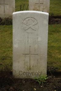 Ancre British Cemetery Beaumont-Hamel - Williams, M