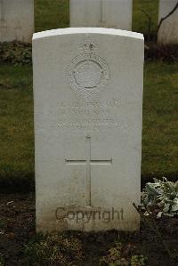 Ancre British Cemetery Beaumont-Hamel - Wilson, Christopher