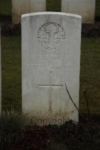 Ancre British Cemetery Beaumont-Hamel - Wood, W J