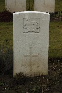 Ancre British Cemetery Beaumont-Hamel - Wormald, W