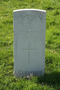 Sheerness (Isle-Of-Sheppey) Cemetery - Adderley, D