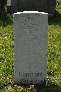 Sheerness (Isle-Of-Sheppey) Cemetery - Cook, Ernest