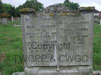 Sheerness (Isle-Of-Sheppey) Cemetery - Davis, Ernest Edward