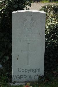 Sheerness (Isle-Of-Sheppey) Cemetery - French, F