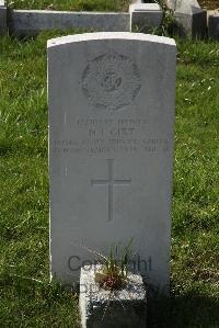 Sheerness (Isle-Of-Sheppey) Cemetery - Girt, Norman Lewis