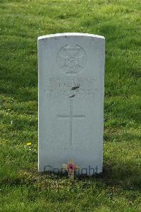 Sheerness (Isle-Of-Sheppey) Cemetery - Palmer, J