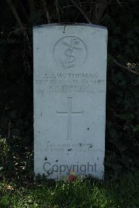 Sheerness (Isle-Of-Sheppey) Cemetery - Thomas, John James William