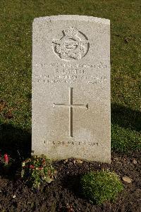 Harrogate (Stonefall) Cemetery - Easter, Reginald