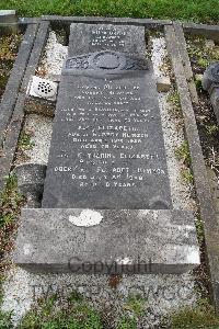 Harrogate (Stonefall) Cemetery - Hewson, Harrie