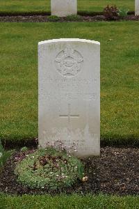 Harrogate (Stonefall) Cemetery - Riggs, Lewis