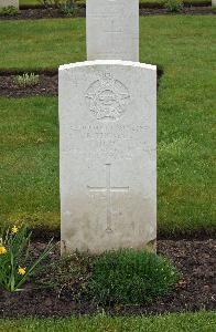 Harrogate (Stonefall) Cemetery - Thomas, Robert