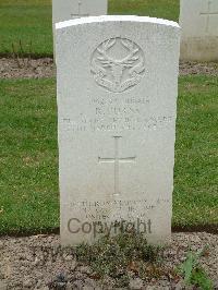 Reichswald Forest War Cemetery - Burns, Raymond Edmund Thomas