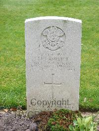 Reichswald Forest War Cemetery - Campbell, James Joseph