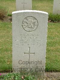 Reichswald Forest War Cemetery - Chalk, Henry Arthur