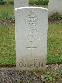 Reichswald Forest War Cemetery - Chase, Derek John