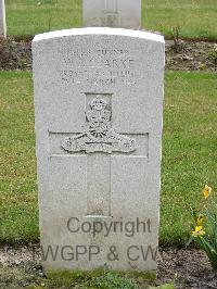 Reichswald Forest War Cemetery - Clarke, William John