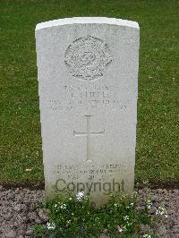 Reichswald Forest War Cemetery - Cliffe, Lawrence