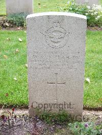 Reichswald Forest War Cemetery - Crichton, William McLaren