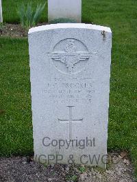 Reichswald Forest War Cemetery - Crocker, Leslie Charles