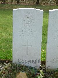 Reichswald Forest War Cemetery - Crowe, Donald McBean