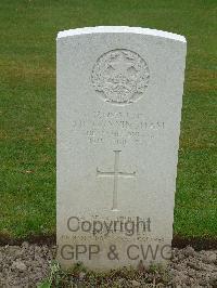 Reichswald Forest War Cemetery - Cunningham, James Ross