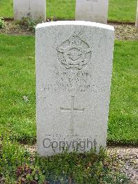 Reichswald Forest War Cemetery - Davis, Vincent