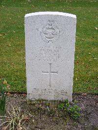 Reichswald Forest War Cemetery - Dickie, John Dundas