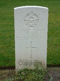 Reichswald Forest War Cemetery - Dow, James Robert