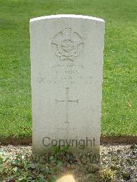 Reichswald Forest War Cemetery - Dunn, Victor