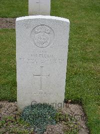 Reichswald Forest War Cemetery - Elliot, John Martin