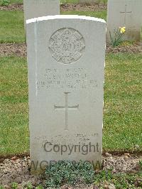 Reichswald Forest War Cemetery - Entwistle, Robert