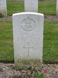 Reichswald Forest War Cemetery - Evans, Douglas Emanuel