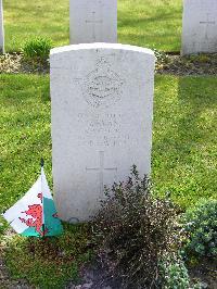 Reichswald Forest War Cemetery - Evans, Ivor Glyndwr