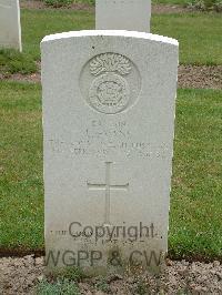 Reichswald Forest War Cemetery - Evans, Linus