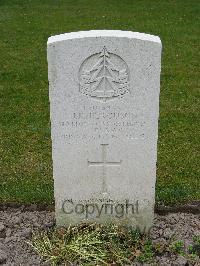 Reichswald Forest War Cemetery - Ferguson, James Kennedy