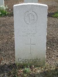 Reichswald Forest War Cemetery - Fettes, William