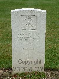 Reichswald Forest War Cemetery - Field, Ernest Raymond Butler