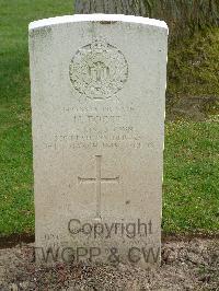 Reichswald Forest War Cemetery - Foote, Harold