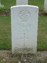 Reichswald Forest War Cemetery - Forrest, Victor