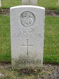 Reichswald Forest War Cemetery - Franks, Kenneth