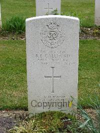 Reichswald Forest War Cemetery - Galliford, Richard Edward