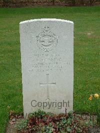 Reichswald Forest War Cemetery - Gearing, Lawrence Charles