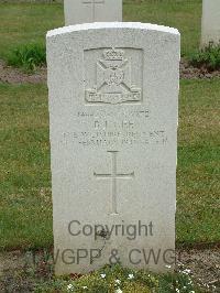 Reichswald Forest War Cemetery - Gee, Basil John