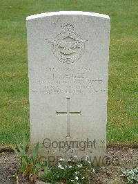 Reichswald Forest War Cemetery - Gee, Laurence Geoffrey Earl