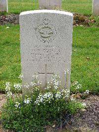 Reichswald Forest War Cemetery - Glover, Davis William