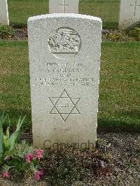 Reichswald Forest War Cemetery - Goldberg, Adolf