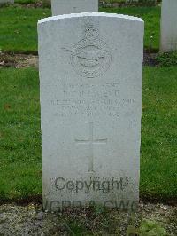 Reichswald Forest War Cemetery - Grieve, Robert Elliot Pringle