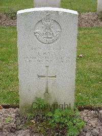 Reichswald Forest War Cemetery - Hall, Ernest