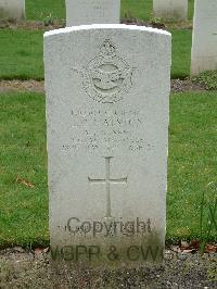 Reichswald Forest War Cemetery - Halston, Edward George