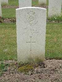 Reichswald Forest War Cemetery - Hamill, Peter